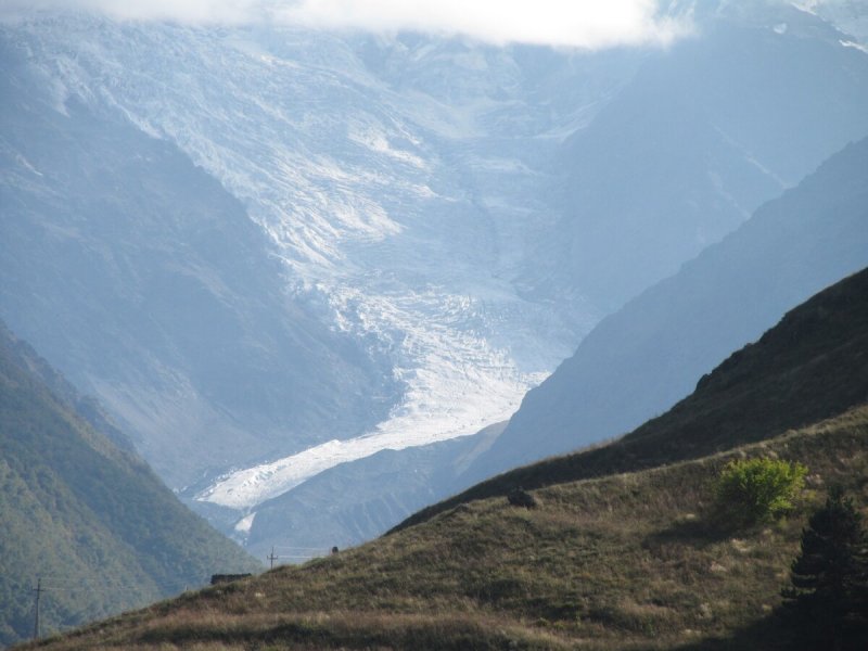 Ледник Майли, Кармадонское ущелье
