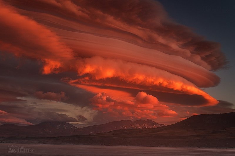 Двояковыпуклые облака явление природы