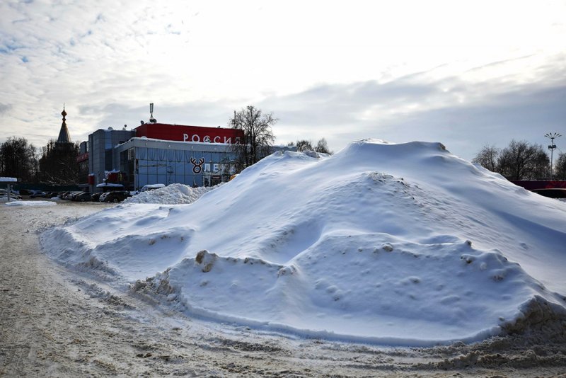 Снежные завалы в Челябинске