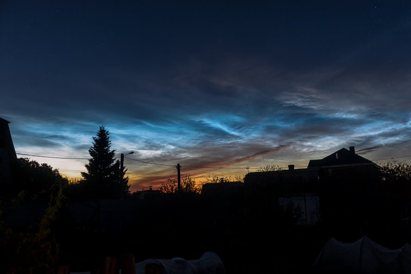 Вечернее небо над Москвой