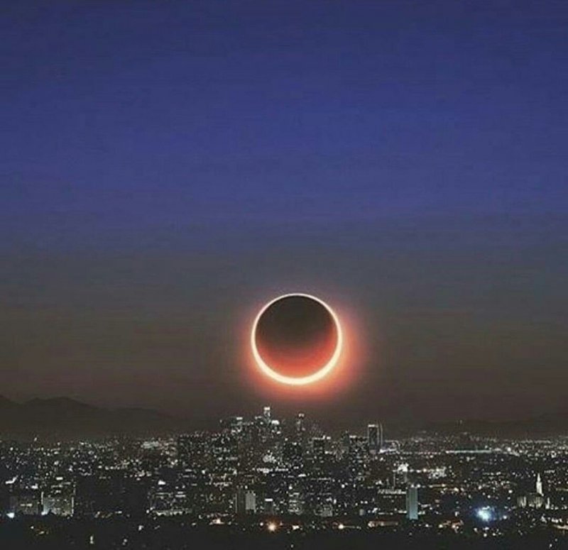 Лос Анджелес Луна