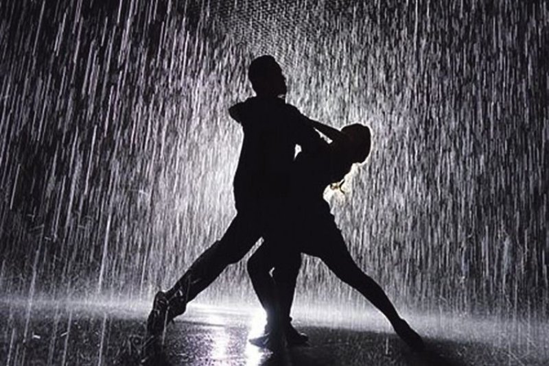 Вечернее настроение Танцующие под дождем