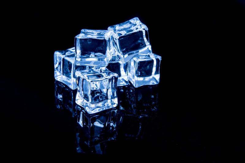 Ледяной кубик