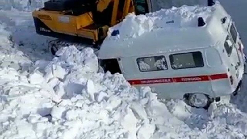 Сахалин снегопад 2021