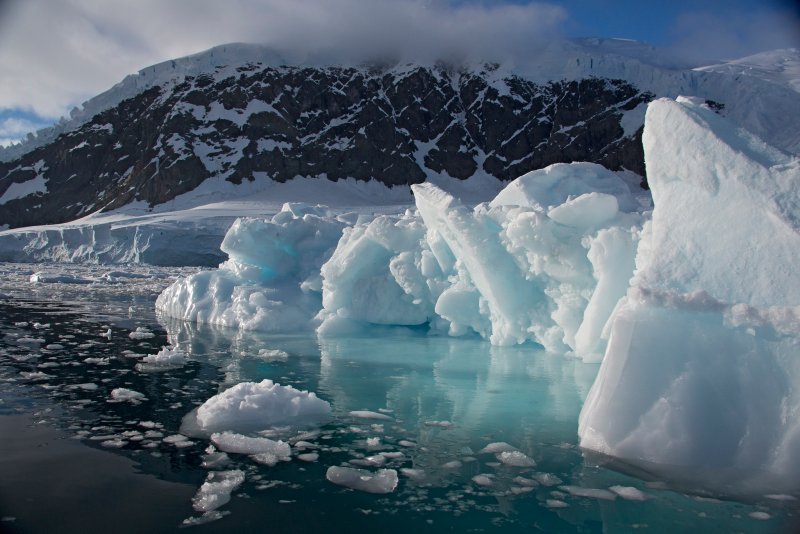 Таяние льдов Арктический пустынь