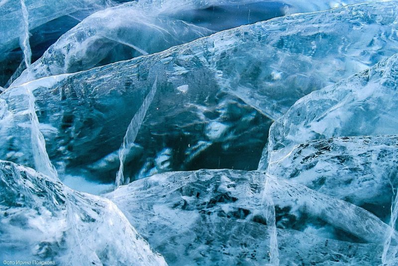 Кристальный лед Байкала