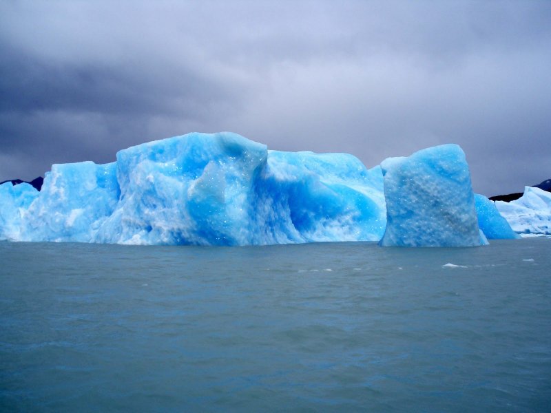 Айсберг глыба льда