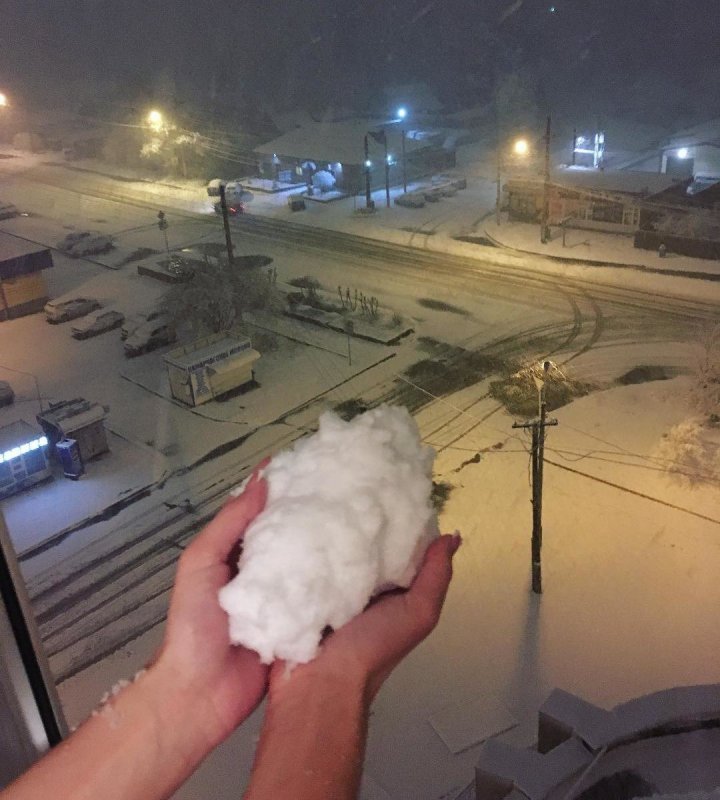 В Красноярске выпал снег