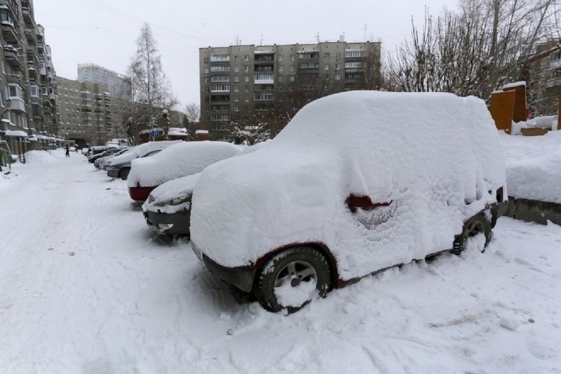 Сибирь завалило снегом