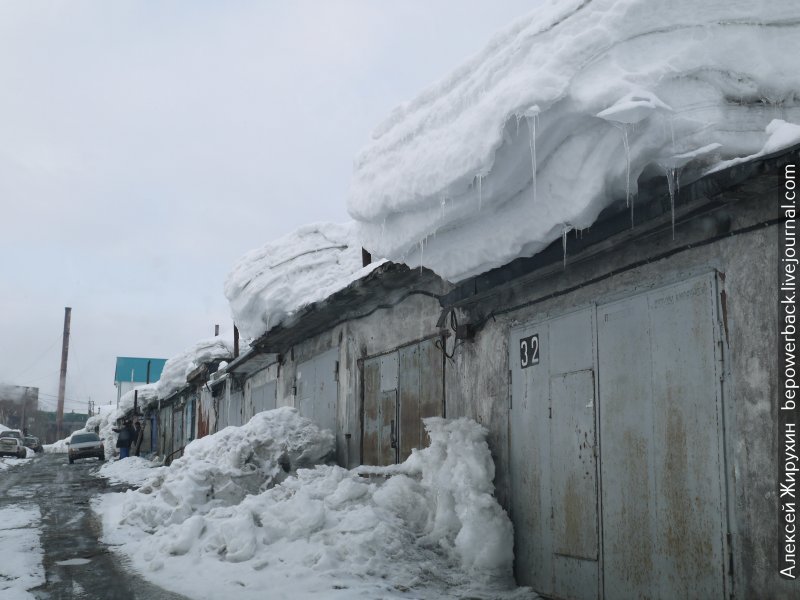 Много снега на Камчатке