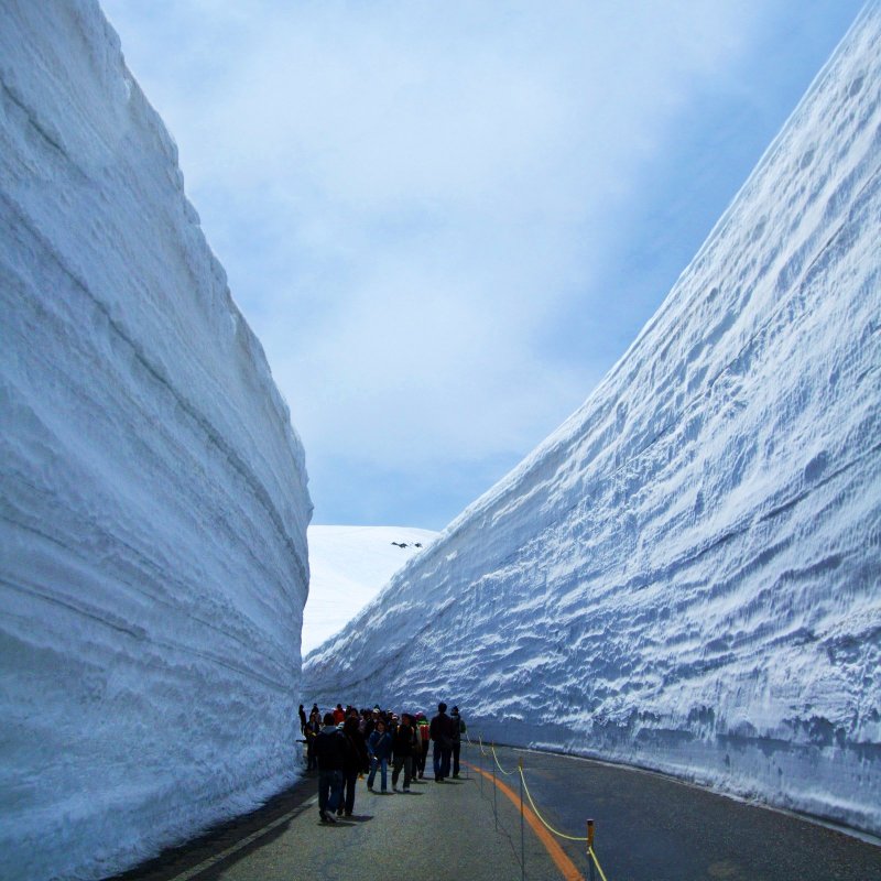 Снежный коридор Татэяма Япония