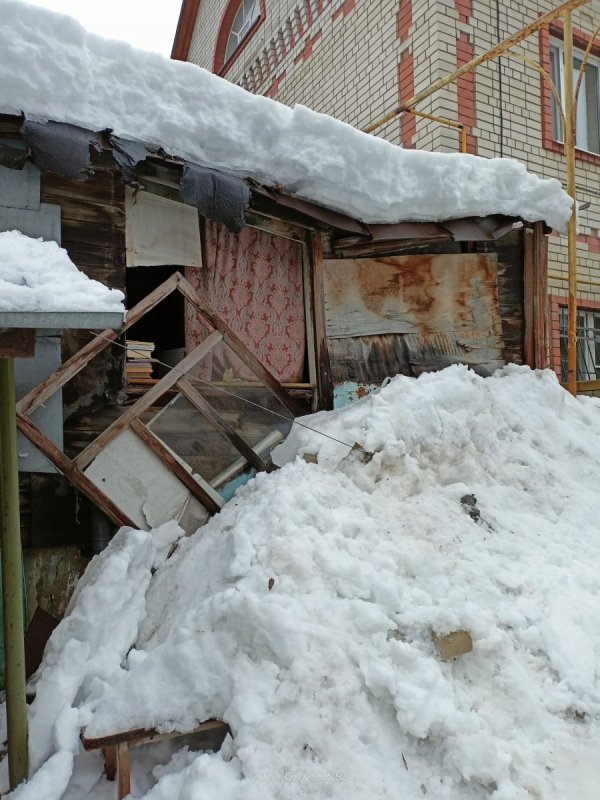 Снег в Якутске