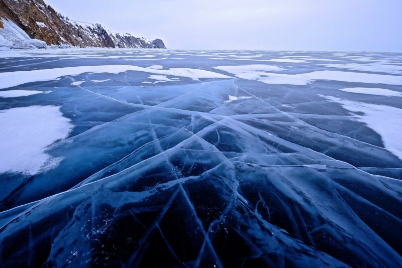 Лед Байкала