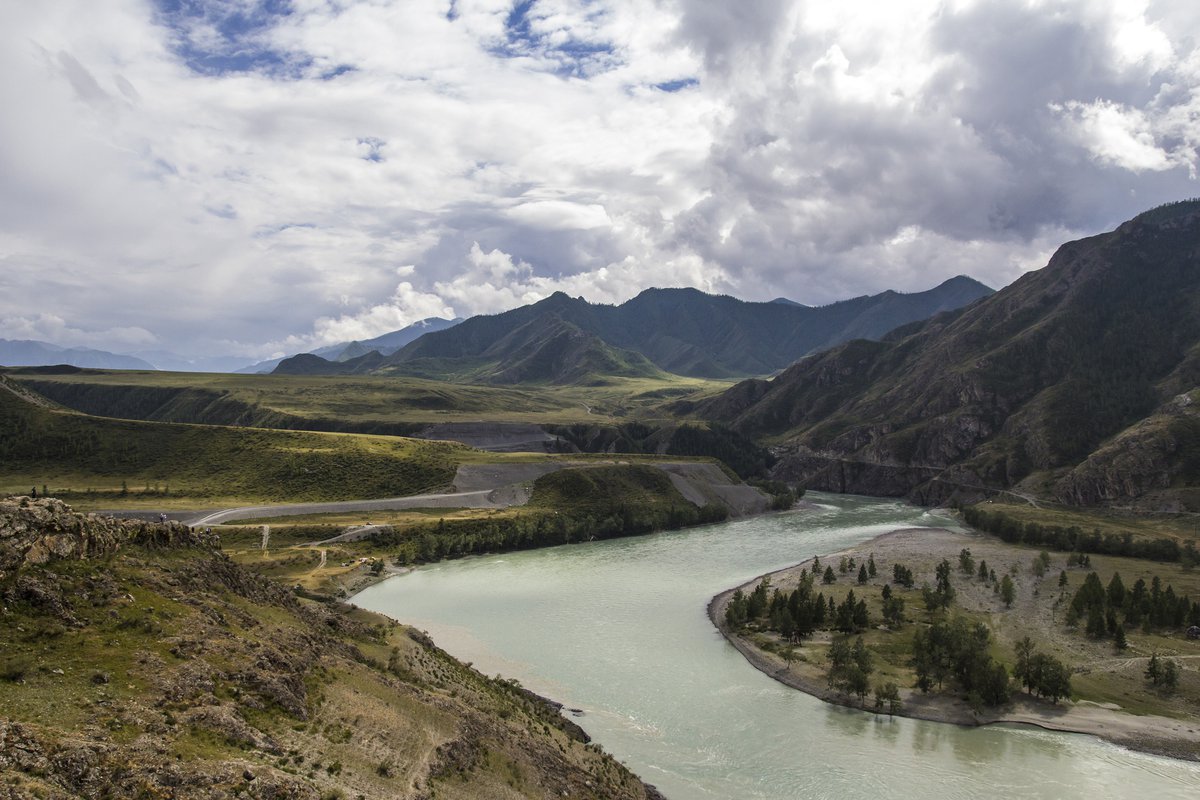 Самая большая река казахстана. Река Чуй Киргизия. Река Чу Казахстан. Река Талас в Киргизии. Долина реки Чу Киргизия.