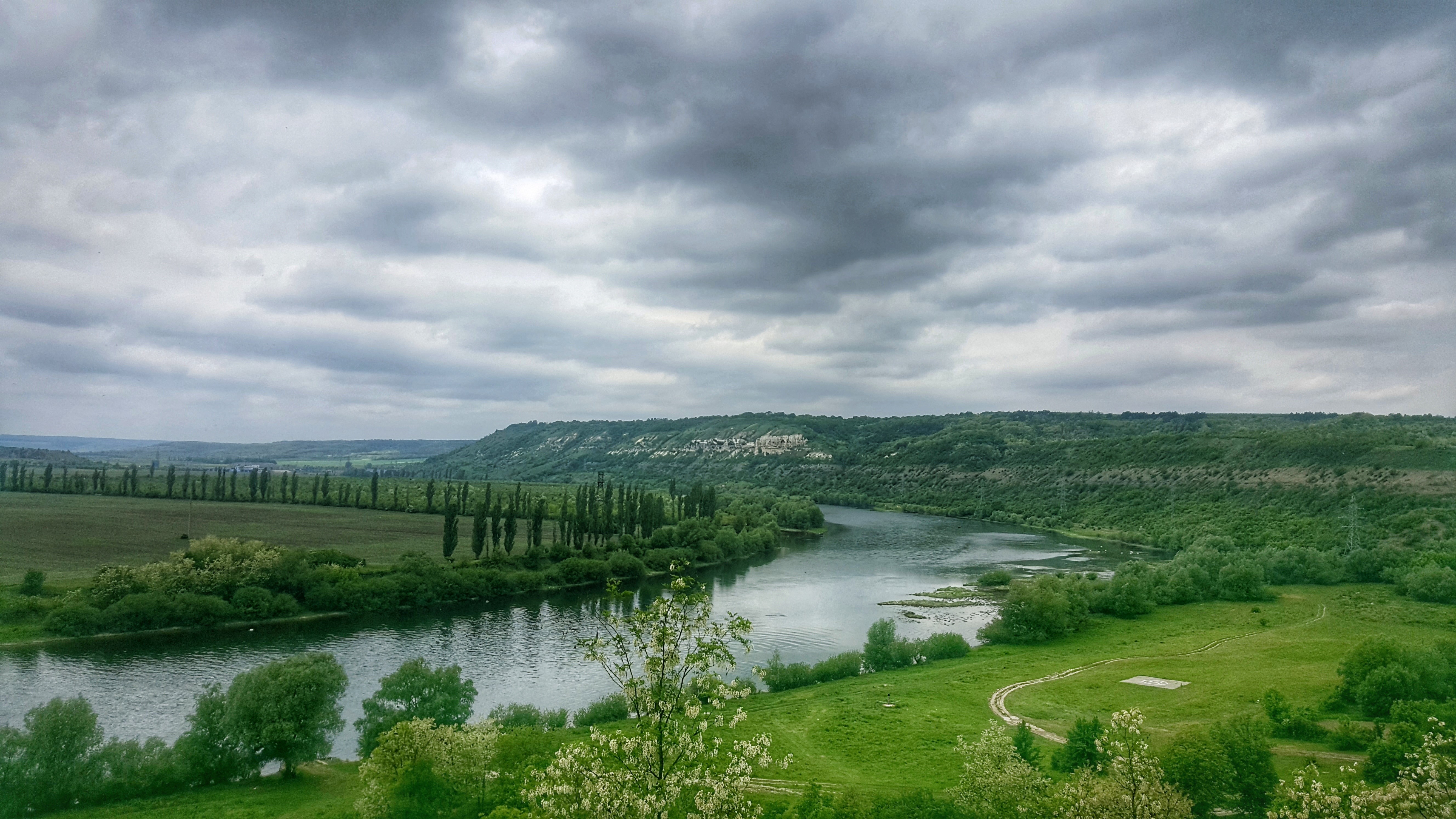 Прут река в Молдавии