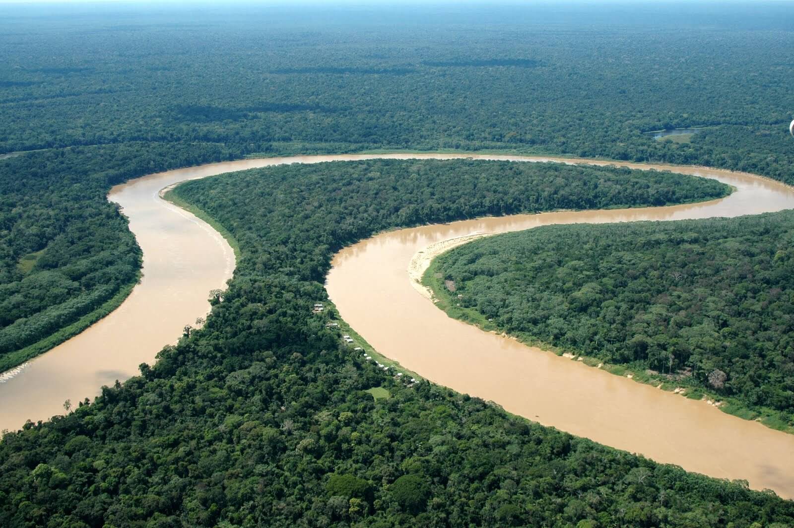 Амазонка озеро