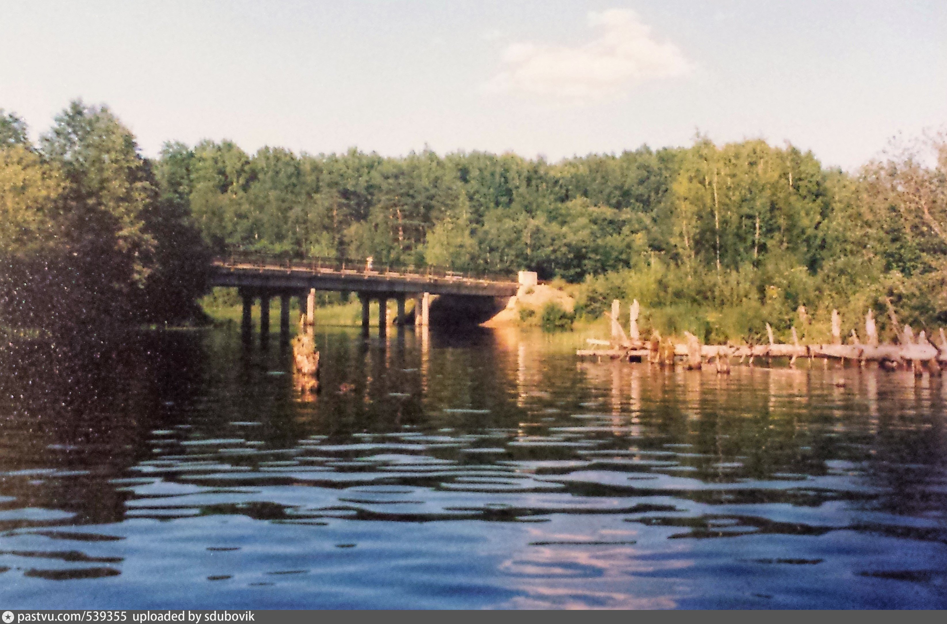 Мост через реку в Савинском