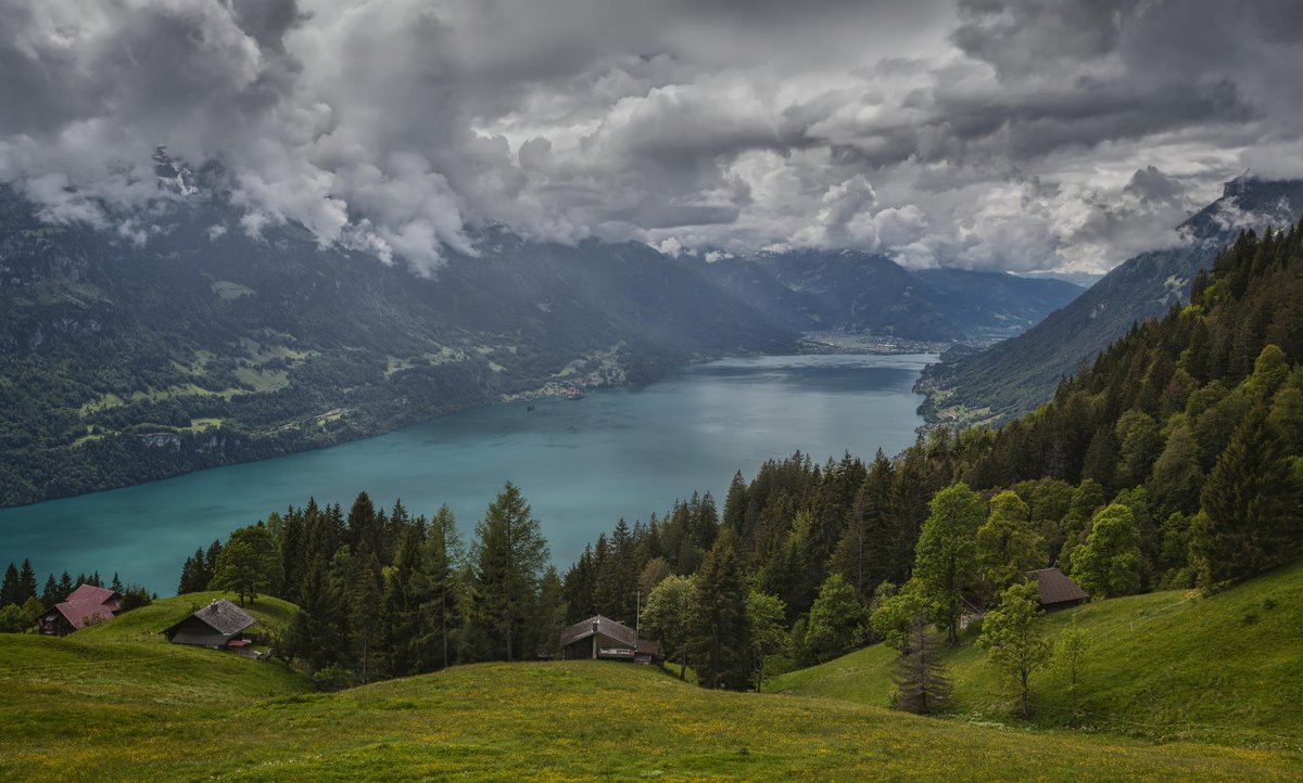 Швейцария у озера
