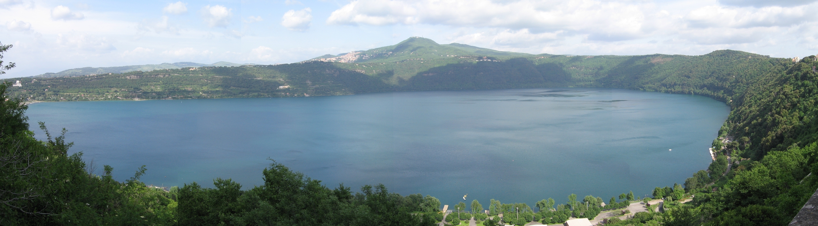 Озеро Альбано Италия