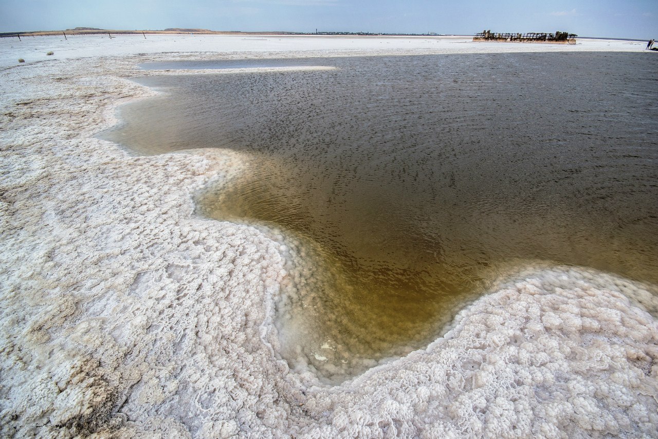 Соли озера баскунчак. Баскунчак соленое озеро. Озеро Баскунчак соль. Мёртвое озеро Баскунчак. Озеро Баскунчак российское Мертвое море.