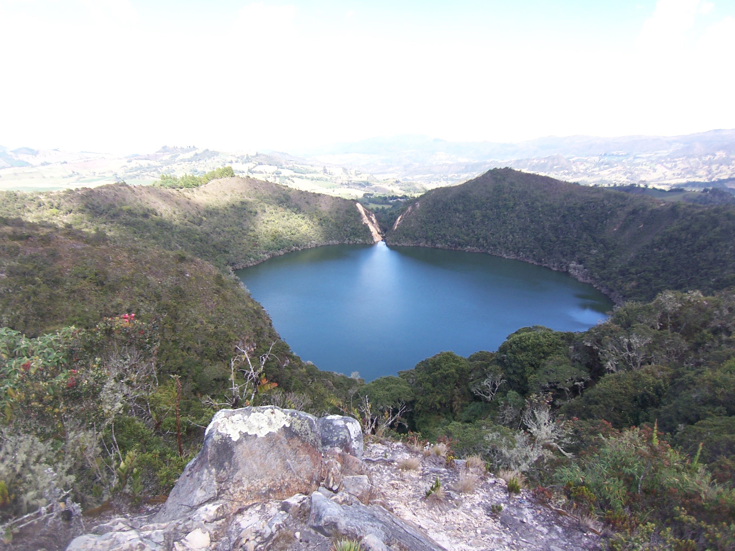 Озеро Лагуна-де-Гуатавита