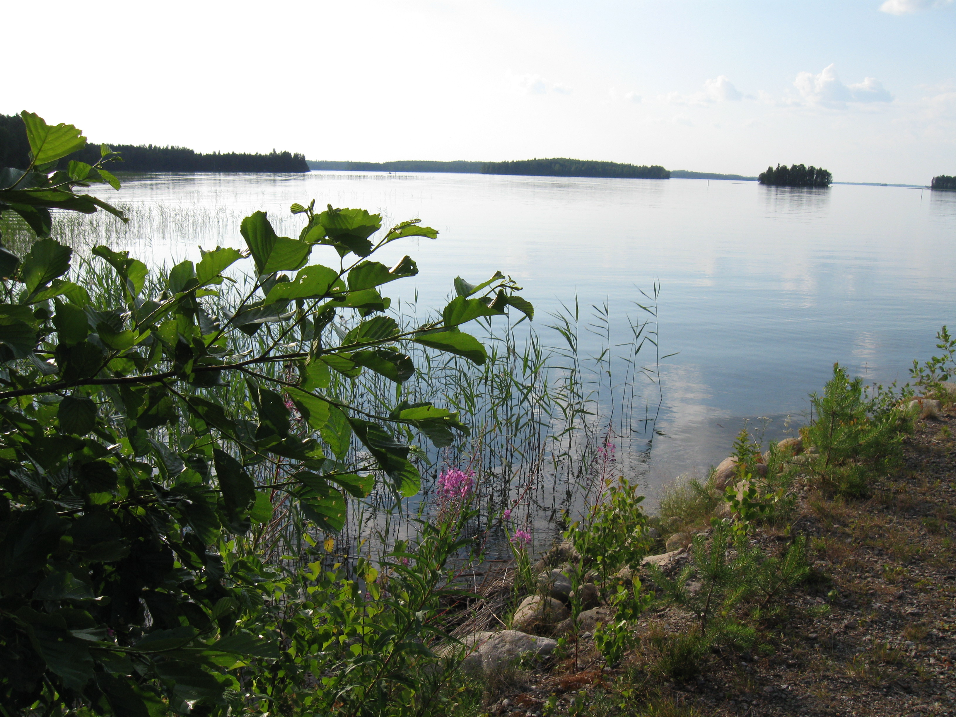 Пюхяярви озеро на российско-Финляндской границе