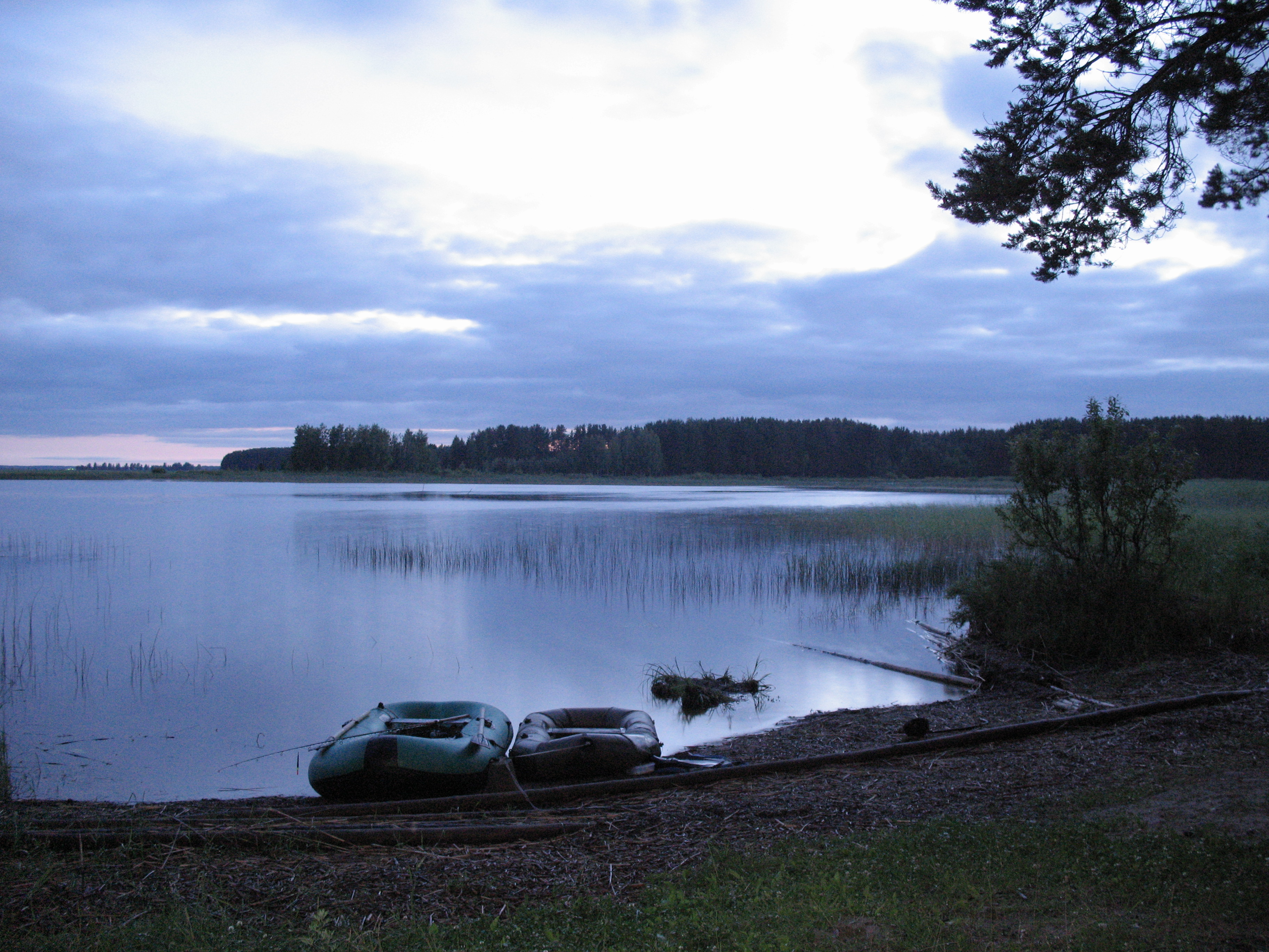 Озеро в Кафтино Тверской области