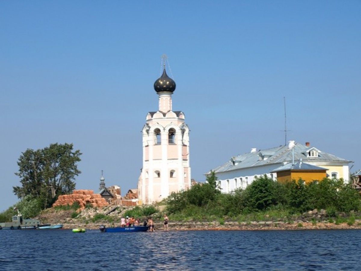 Спасо-каменный монастырь Вологодская область