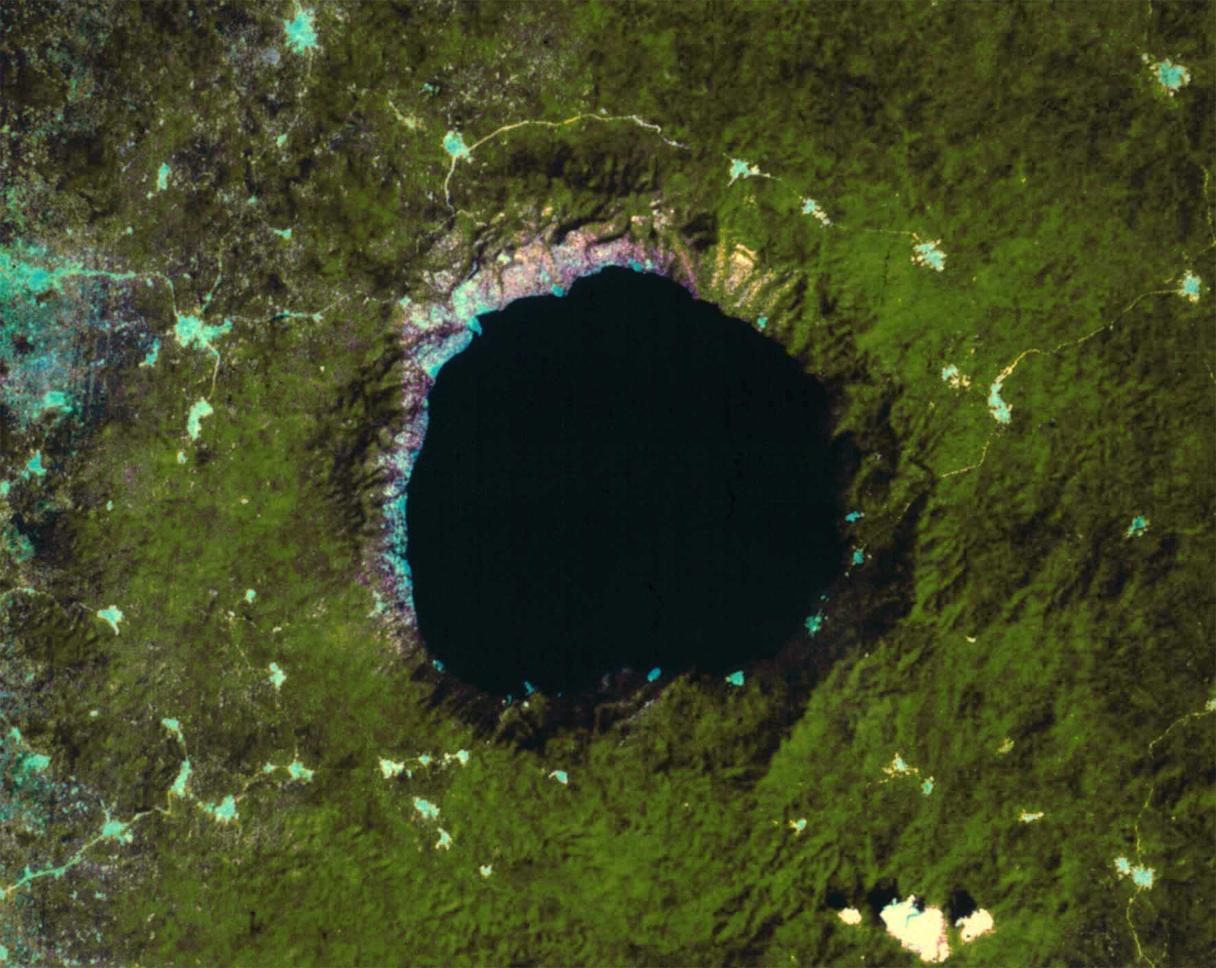 кратер в мексике