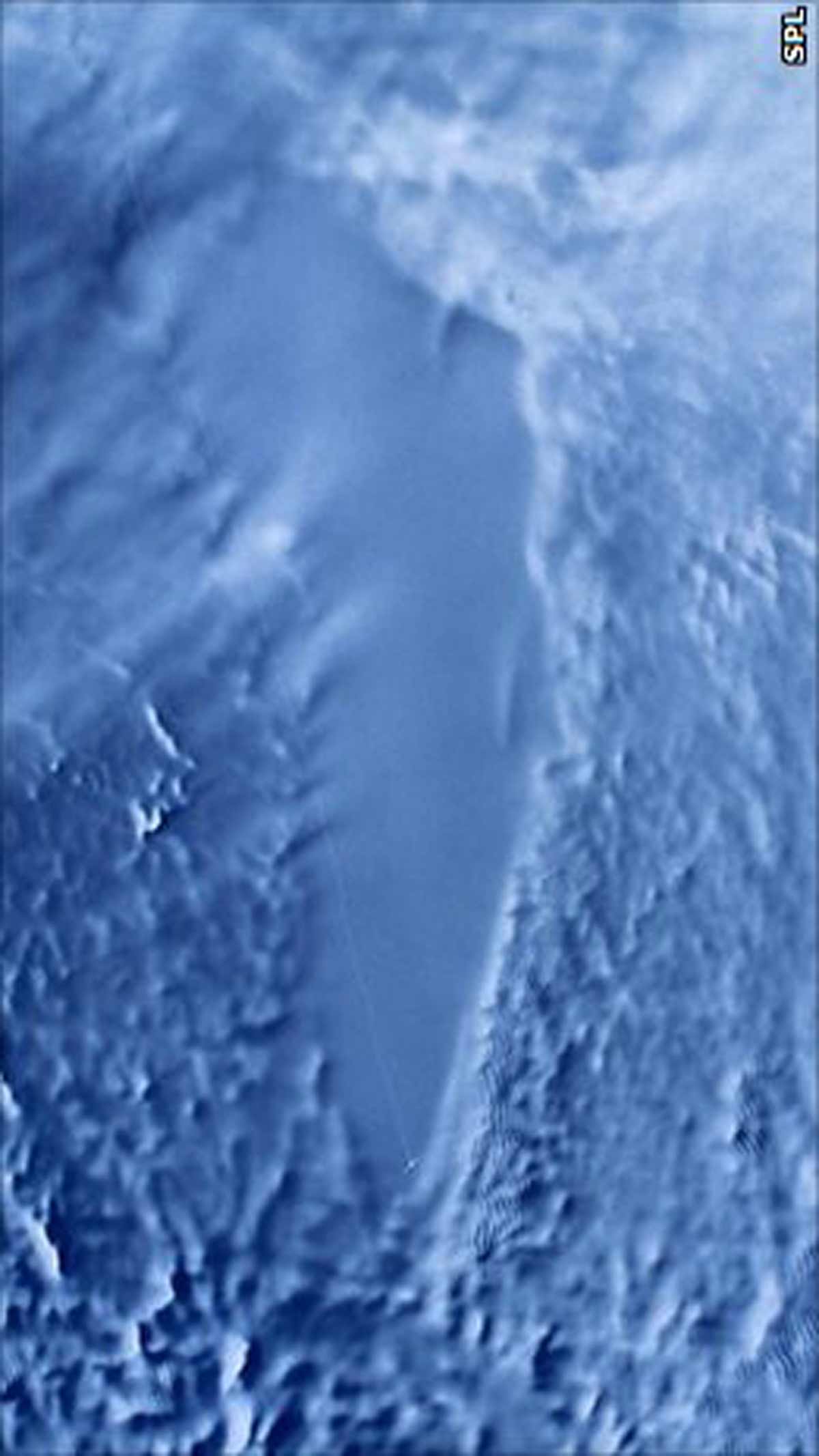 Лестница на снимка со спутника в Антарктиде
