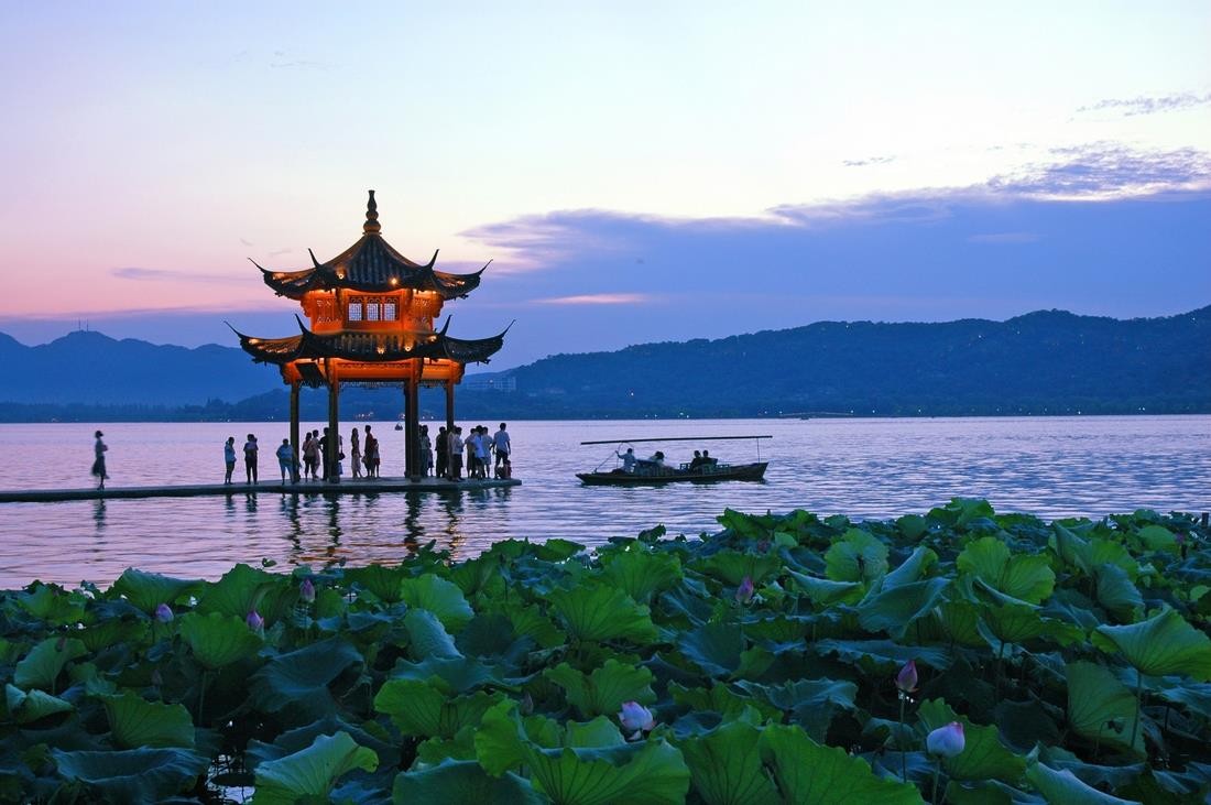 Озеро Сиху в Китае