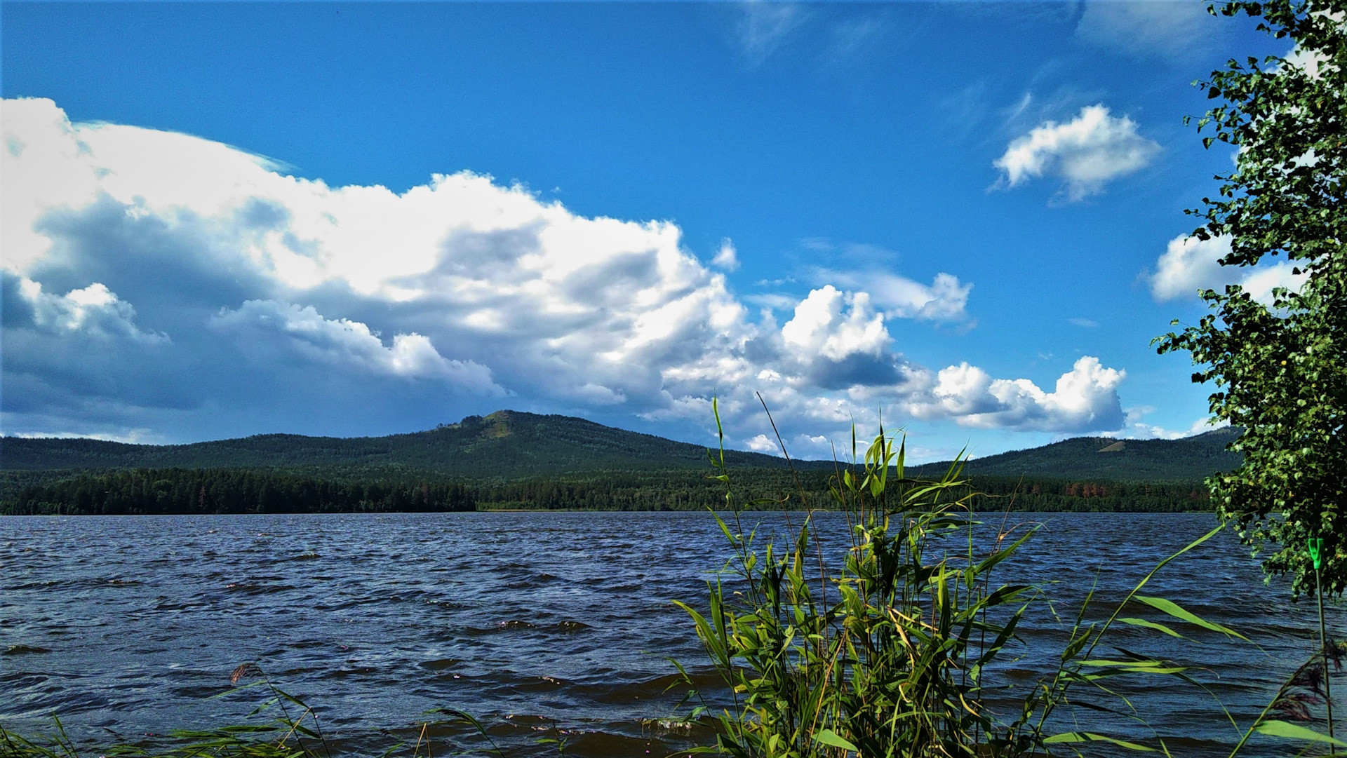 Озеро Сугомак панорам