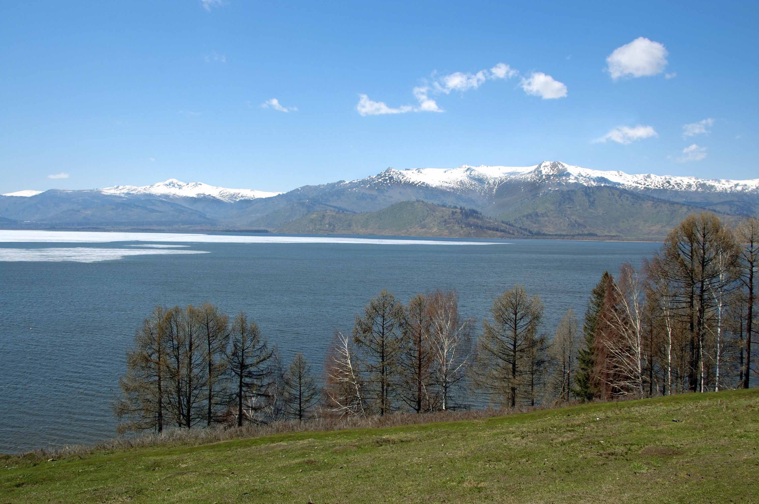 Озеро Маркаколь на Алтае