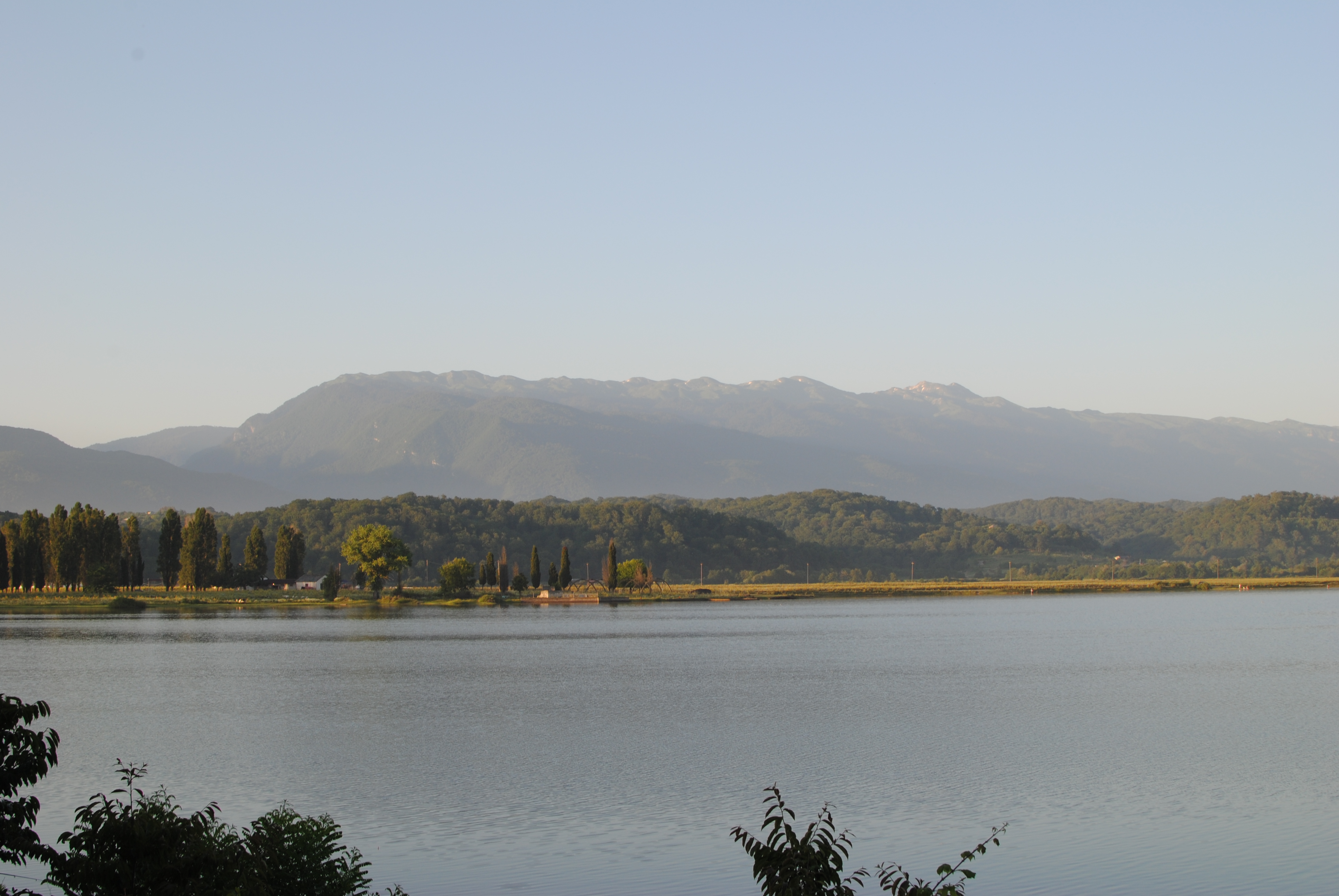 Озеро Пицунда в Пицунде Инкит