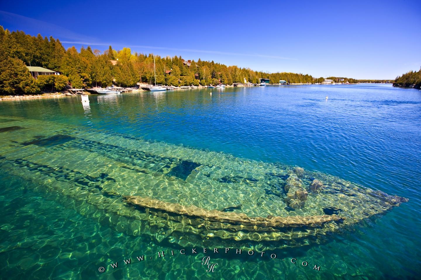 Самое маленькое озеро в америке. Озеро Гурон в Онтарио. Озеро Гурон Северная Америка. Корабль Sweepstakes, Онтарио. Онтарио Северная Америка.