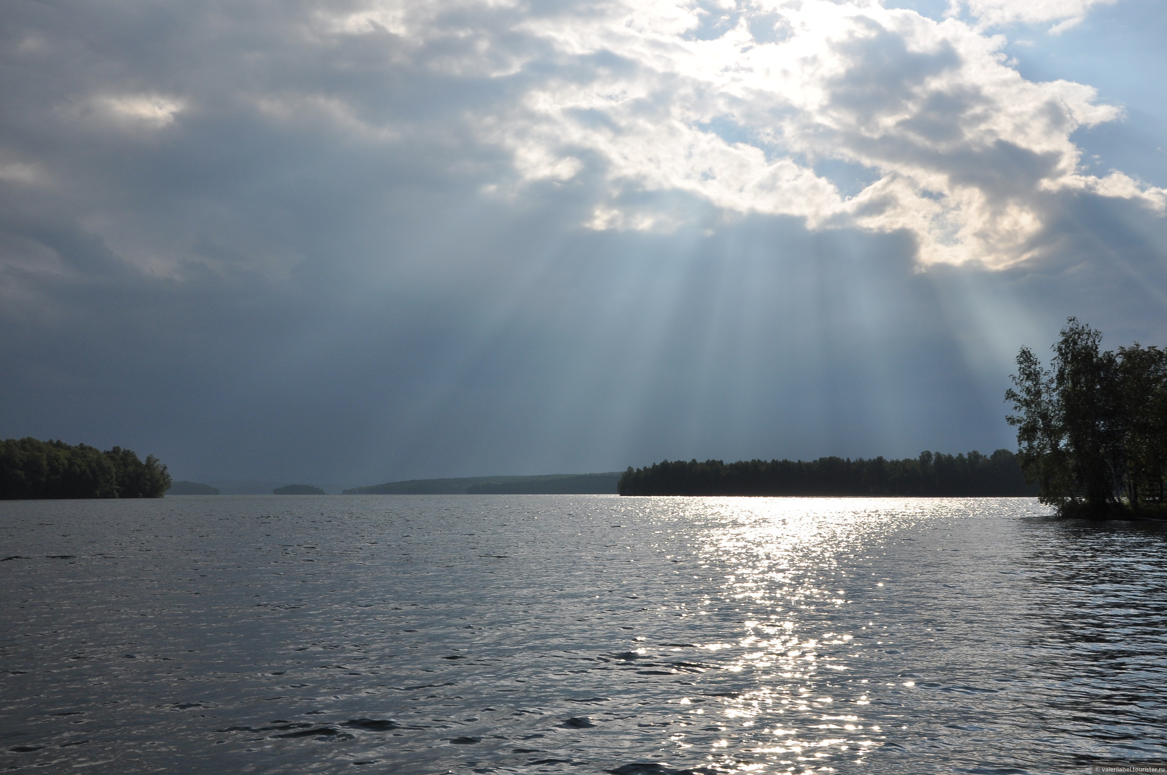 Погода челябинские озера на 10 дней. Озеро Увильды. Озеро Увильды Челябинская. Челябинск озеро Увильды. Сунукуль озеро Челябинская область.