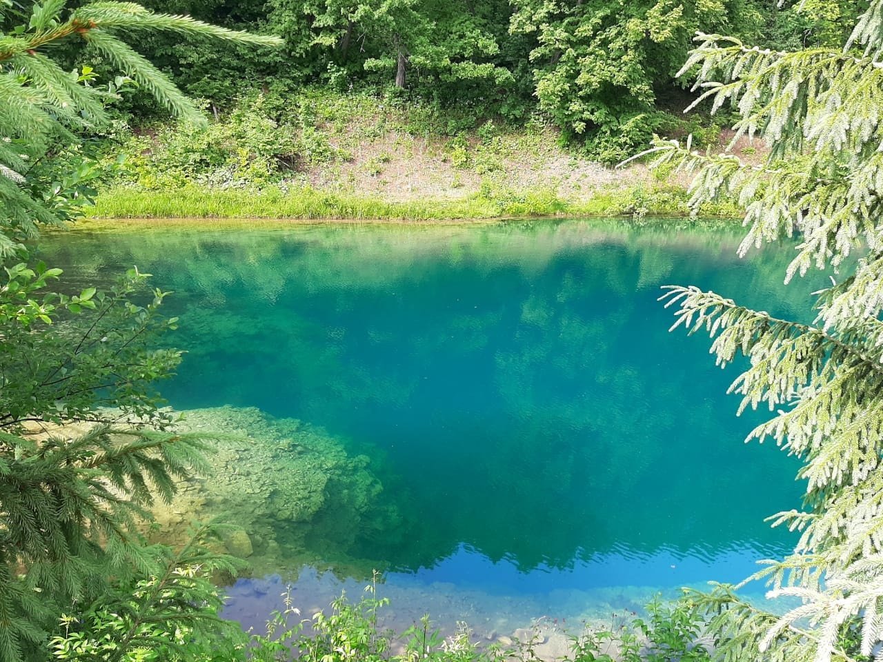 голубое озеро чусовая