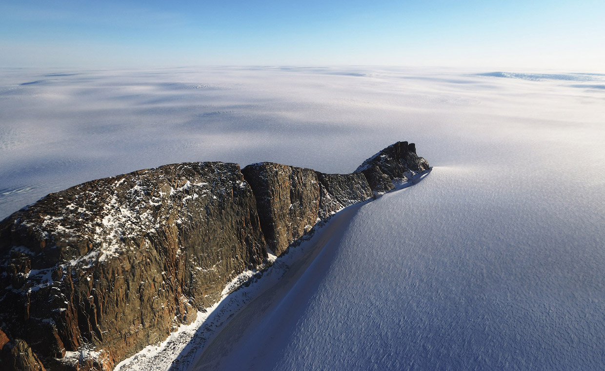 Остров Гренландия с высоты