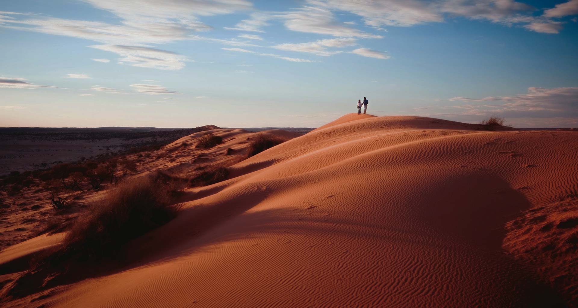 Пустыня гибсона австралия. Песчаные дюны Сигатока Фиджи. Пустыни Австралии большая Песчаная.