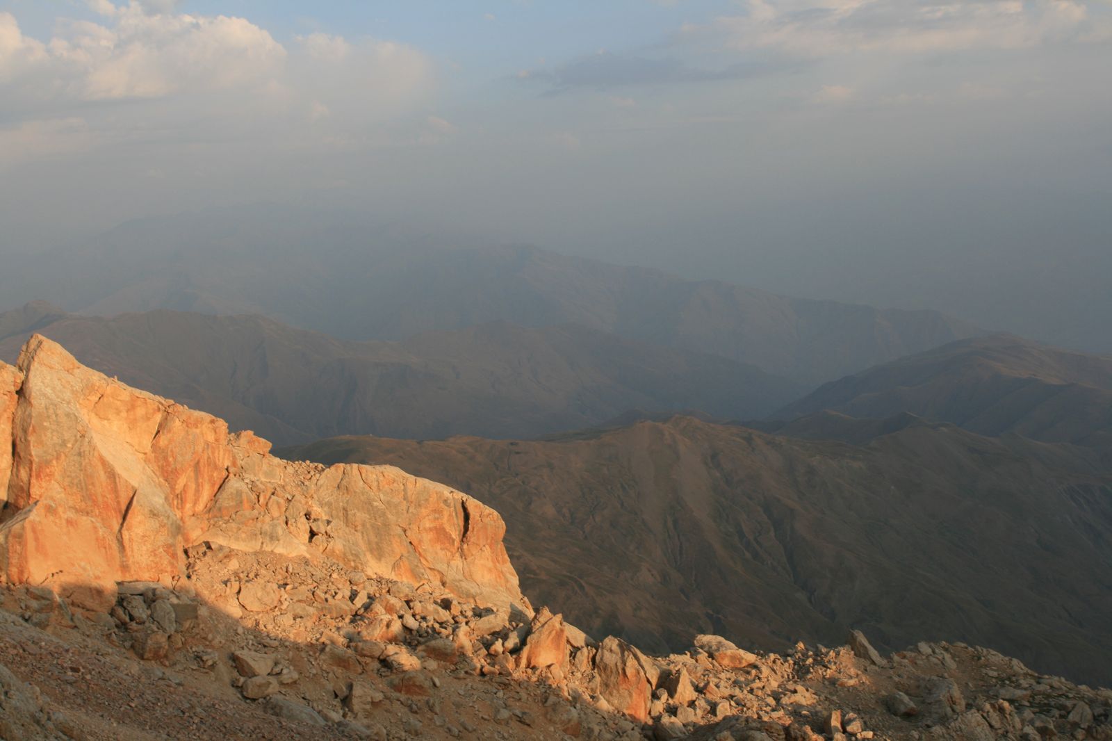 Шалбуздаг высота. Гора Шалбуздаг в Дагестане. Мискинджа восхождение Шалбуздаг. Пир Сулеймана Шалбуздаг. Шалбуздаг ущелье.