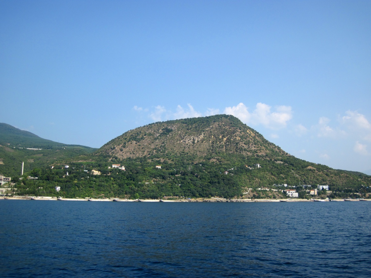 Гора Кастель Алушта