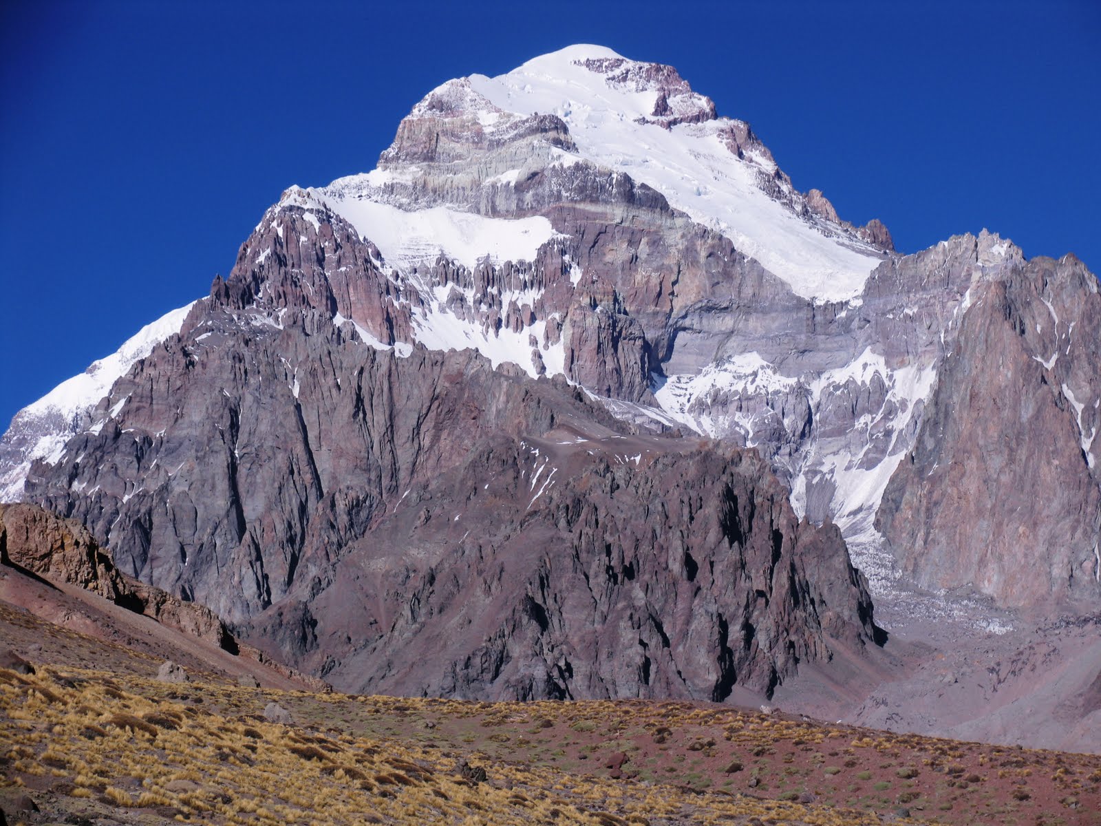 Гора Аргентине высокая гора