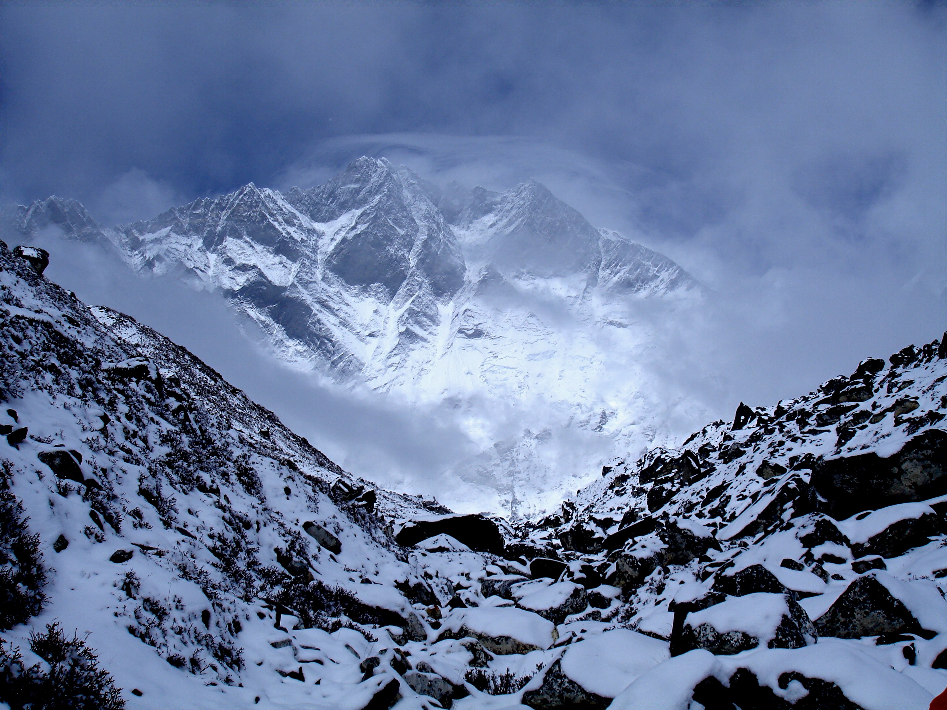 Гора Lhotse