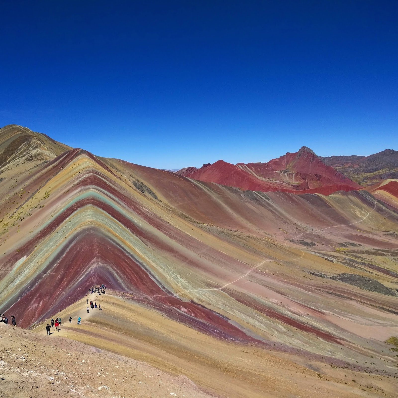 Перуанские Анды радужные горы