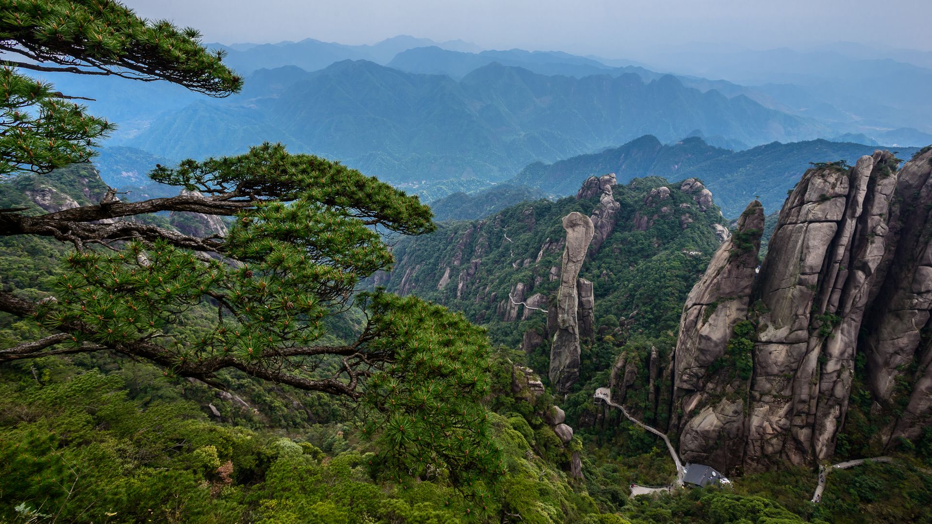 Горно тай. Гора Тайшань. Китай Священная гора Тайшань. Гора Тайшань (провинция Шаньдун). Гора Тайшань ЮНЕСКО.