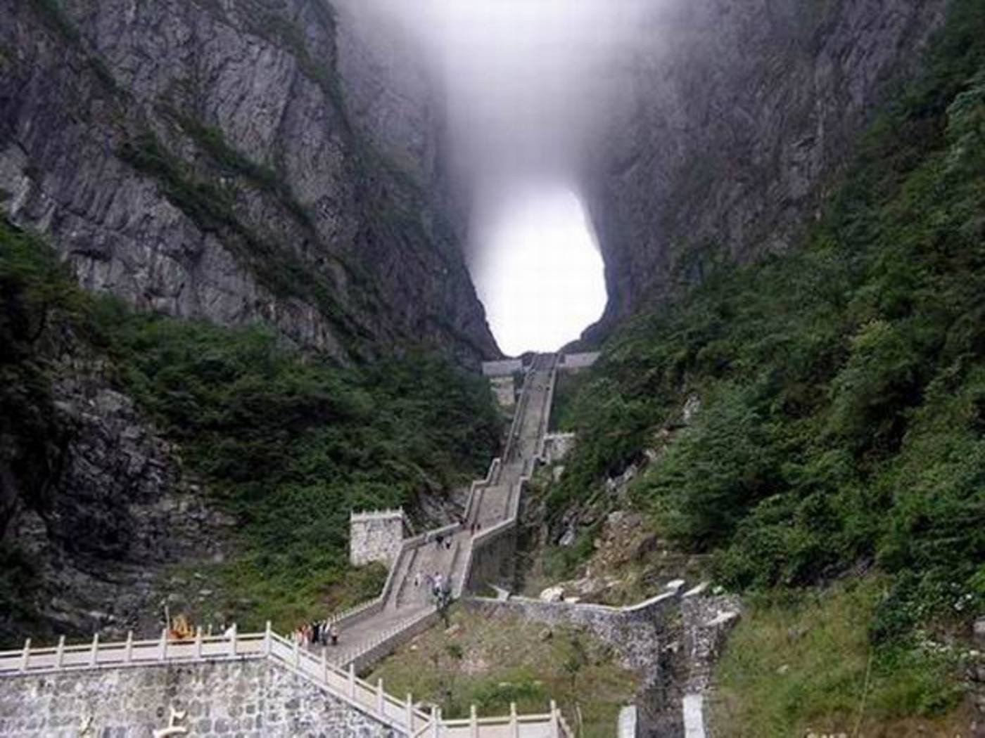 Китай гора Тяньмэнь небесные врата