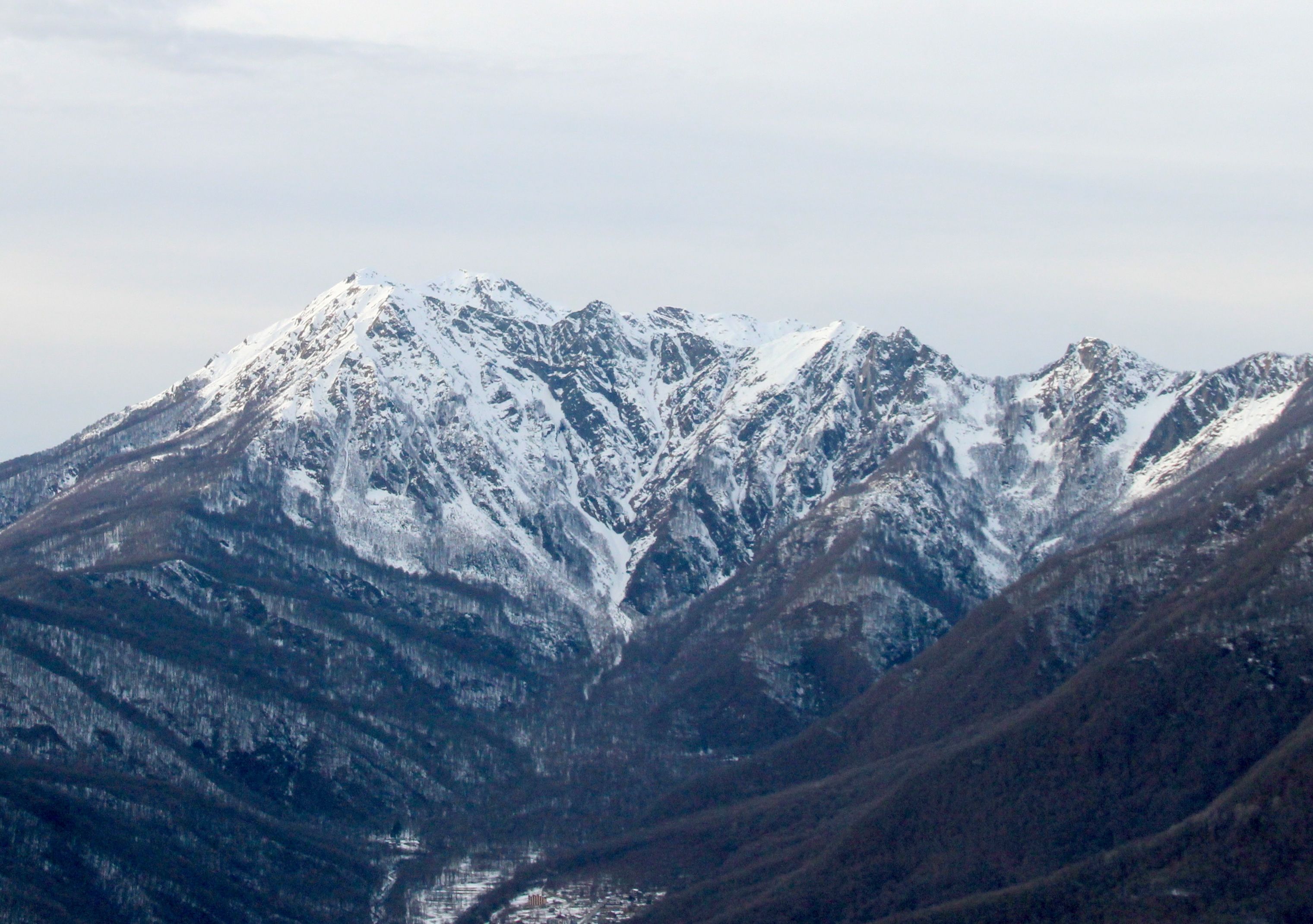 Горы главного Кавказского хребта в районе Сочи