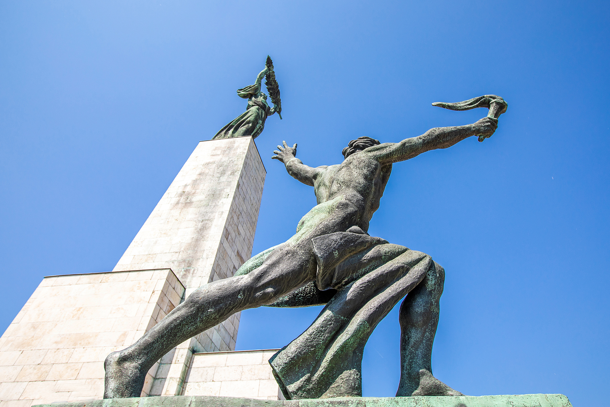 будапешт статуя свободы