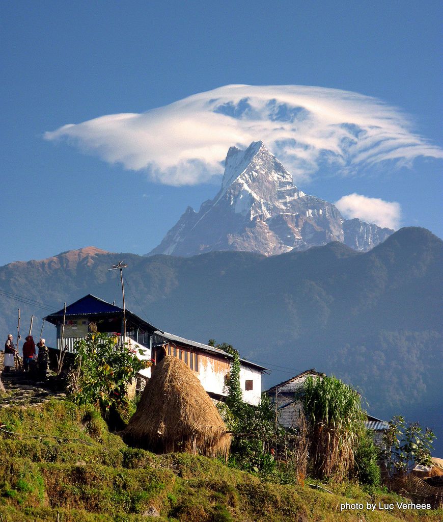 Данебат Непал