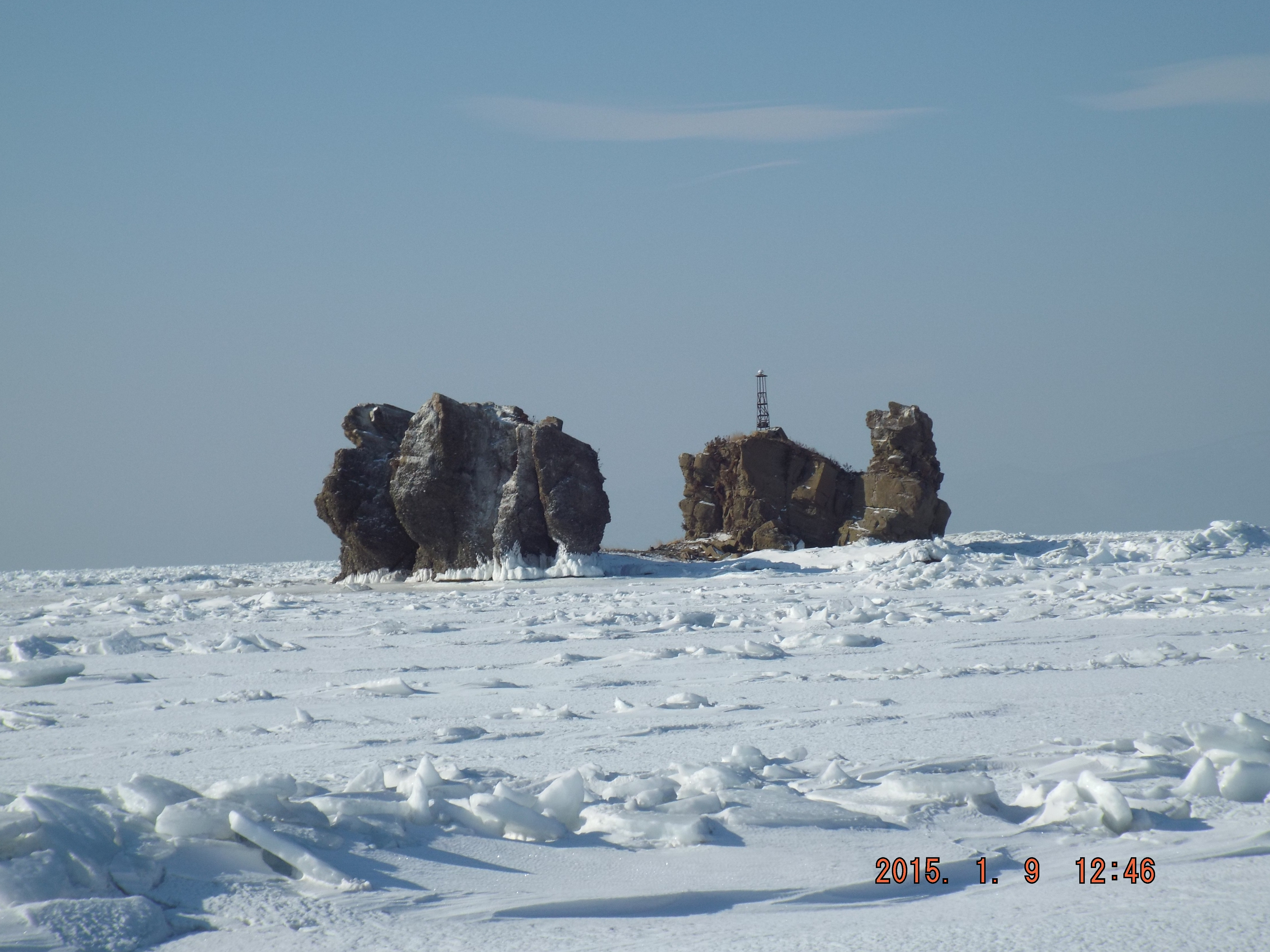 остров русский зимой